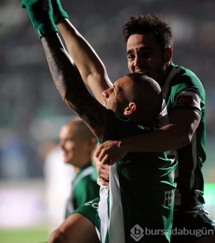 Bursaspor'u yabancıları taşıdı!