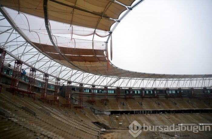 Timsah Arena'nın koltuk montajına başlandı
