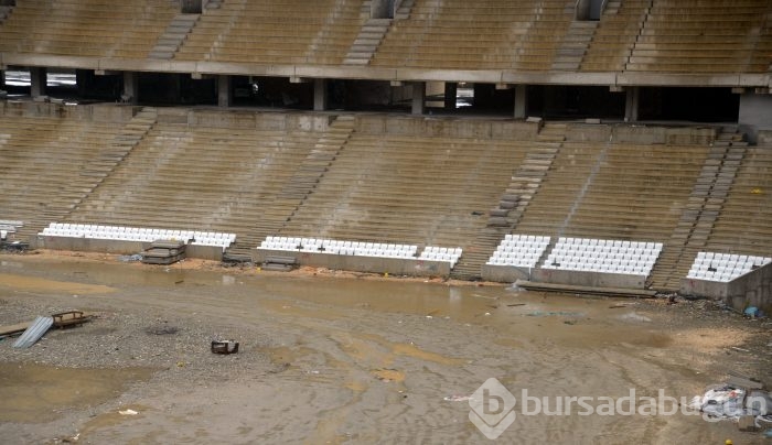 Timsah Arena'nın koltuk montajına başlandı