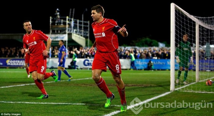 Liverpool'u Gerrard sırtladı!
