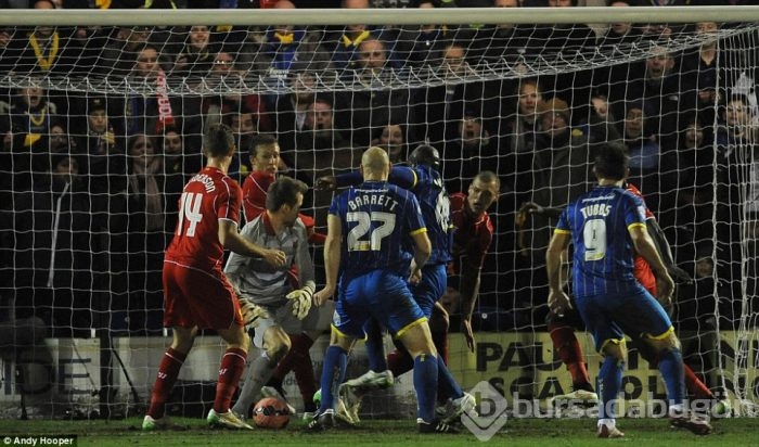 Liverpool'u Gerrard sırtladı!