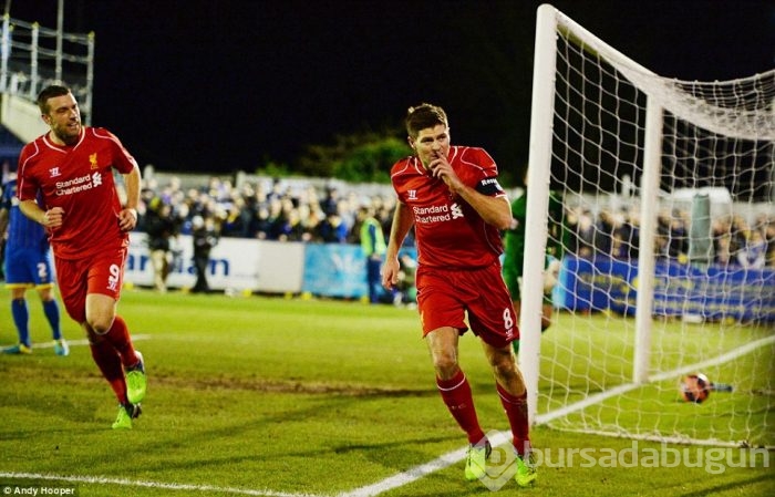 Liverpool'u Gerrard sırtladı!
