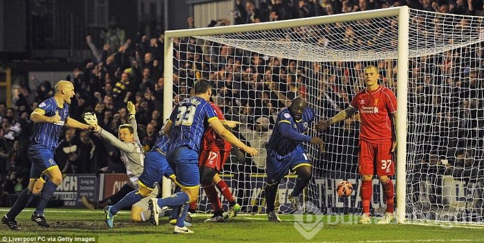 Liverpool'u Gerrard sırtladı!