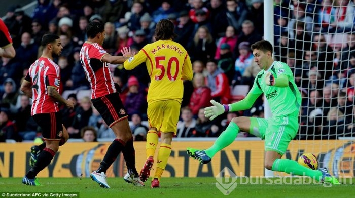 Sunderland Liverpool'a direnemedi!
