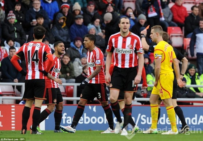 Sunderland Liverpool'a direnemedi!