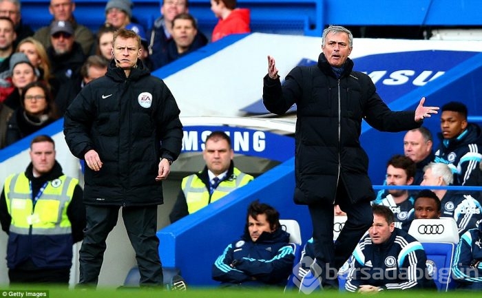 İngiltere'de zirvenin sahibi Chelsea