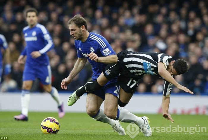 İngiltere'de zirvenin sahibi Chelsea