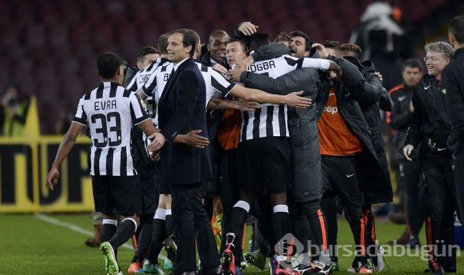 Juventus Napoli'yi ezdi geçti!