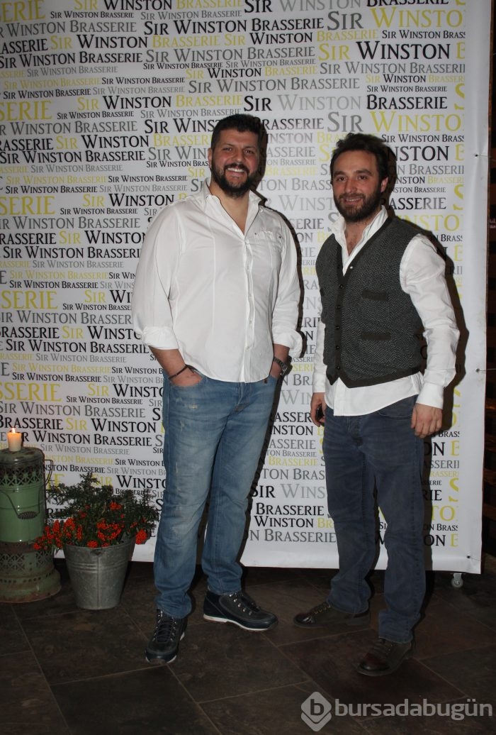 ''Sir Winston Brasserie" Caz rüzgarıyla kapılarını açtı...