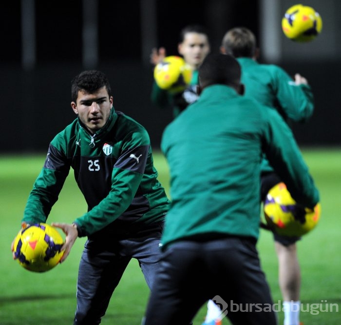 Bursaspor'da tempo yükseliyor
