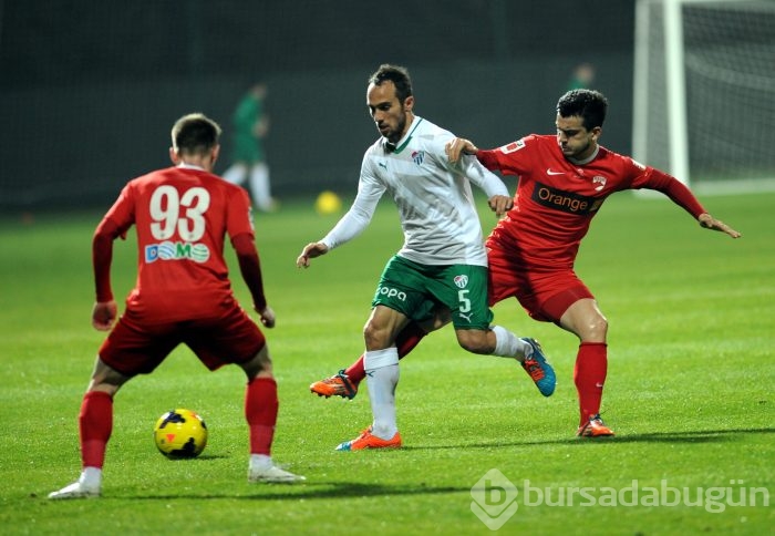 Timsah Dinamo Bükreş'i parçaladı!