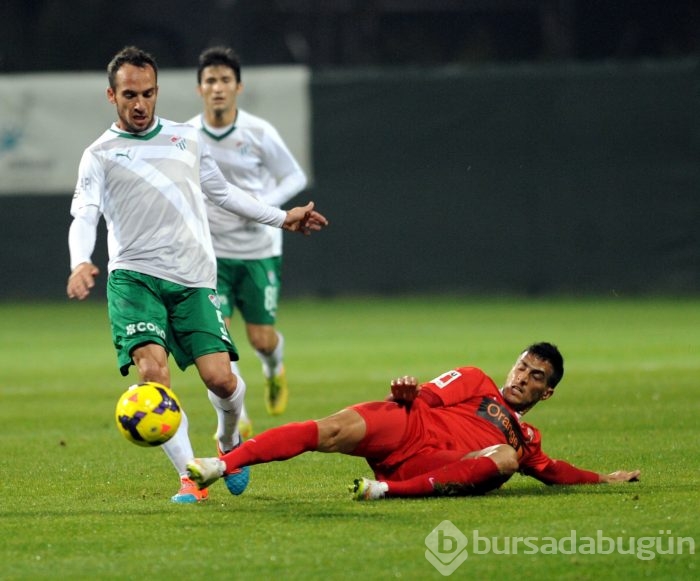 Timsah Dinamo Bükreş'i parçaladı!