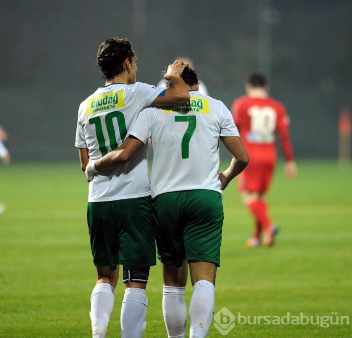 Timsah Dinamo Bükreş'i parçaladı!