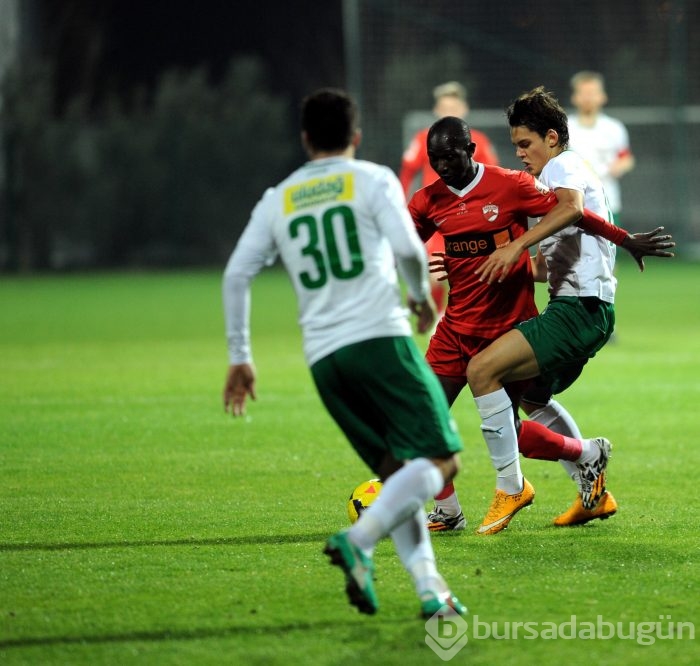 Timsah Dinamo Bükreş'i parçaladı!