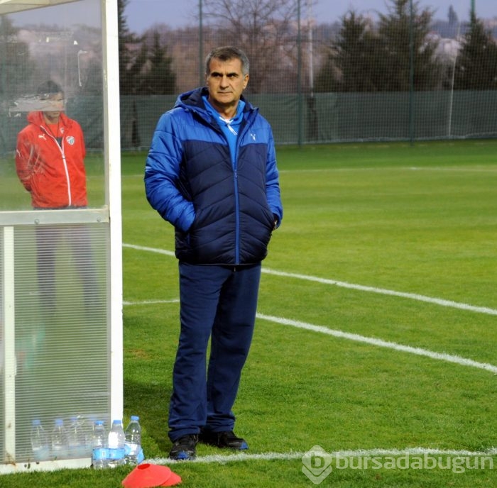 Timsah Çin seddini Fernandao ile yıktı!