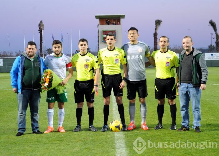 Timsah Çin seddini Fernandao ile yıktı!