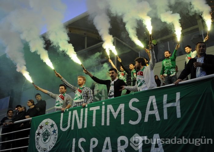 Timsah Çin seddini Fernandao ile yıktı!