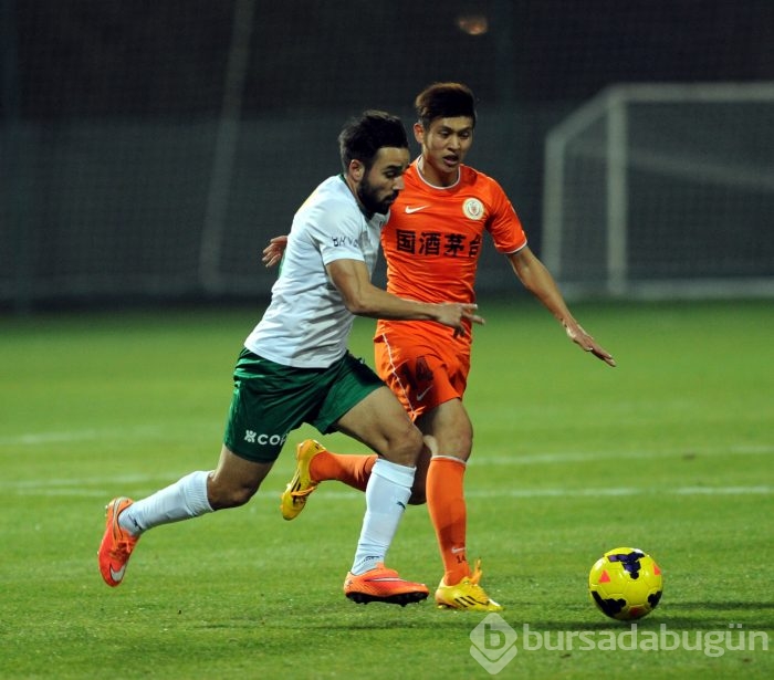 Timsah Çin seddini Fernandao ile yıktı!