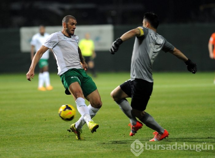 Timsah Çin seddini Fernandao ile yıktı!