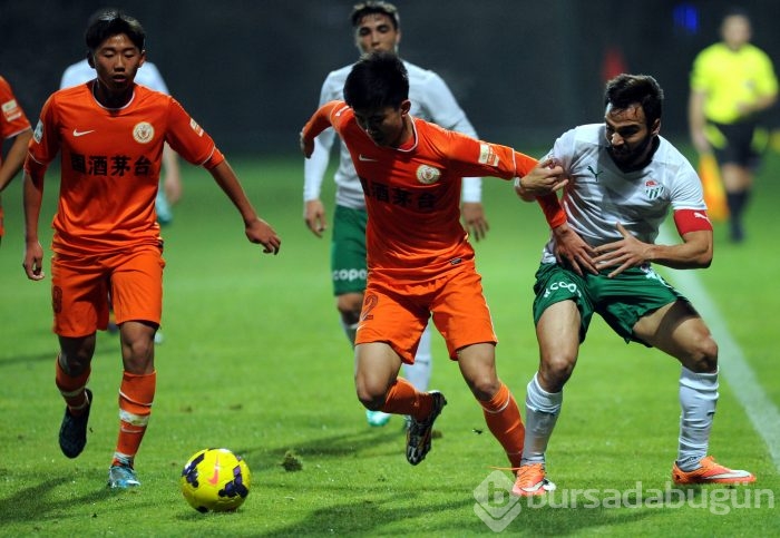 Timsah Çin seddini Fernandao ile yıktı!