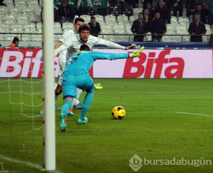 Bursaspor bitti demeden maç bitmez!