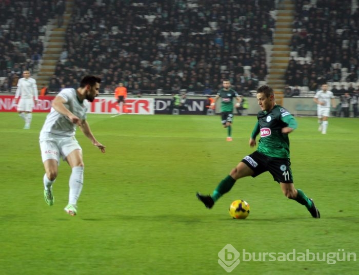 Bursaspor bitti demeden maç bitmez!