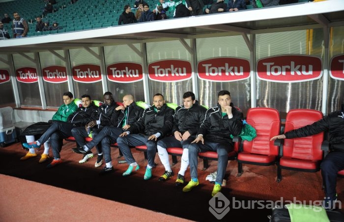 Bursaspor bitti demeden maç bitmez!