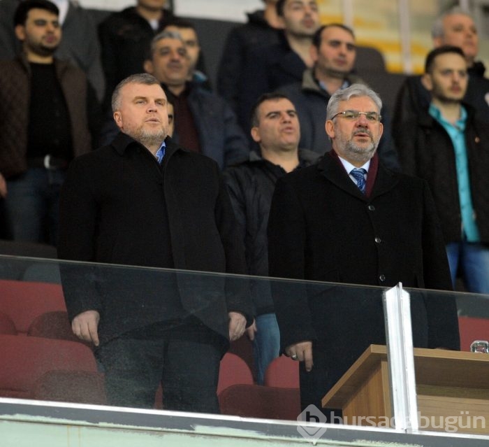 Bursaspor bitti demeden maç bitmez!