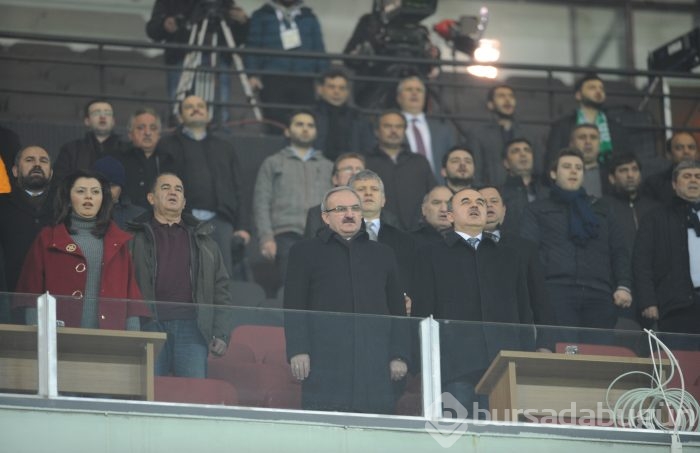 Bursaspor bitti demeden maç bitmez!