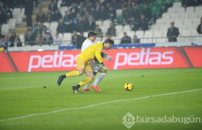 Bursaspor bitti demeden maç bitmez!