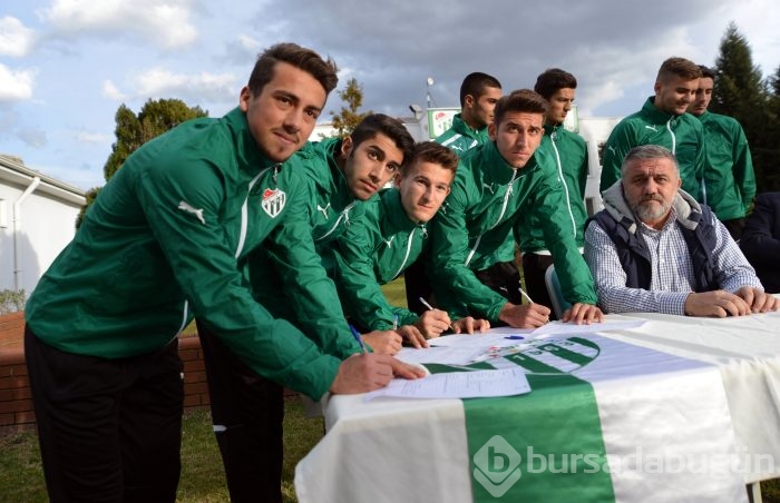Bursaspor'da imza şov!