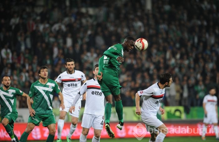 Bursaspor'da Bakambu şov!