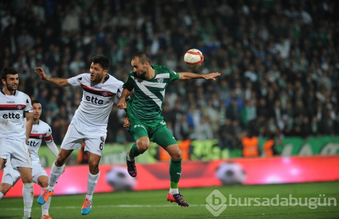 Bursaspor'da Bakambu şov!