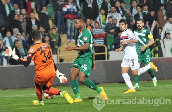 Bursaspor'da Bakambu şov!