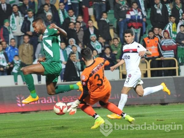 Bursaspor'da Bakambu şov!