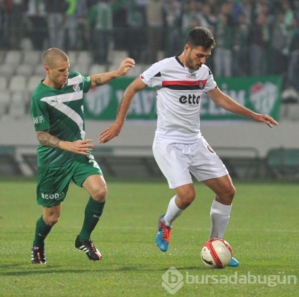 Bursaspor'da Bakambu şov!