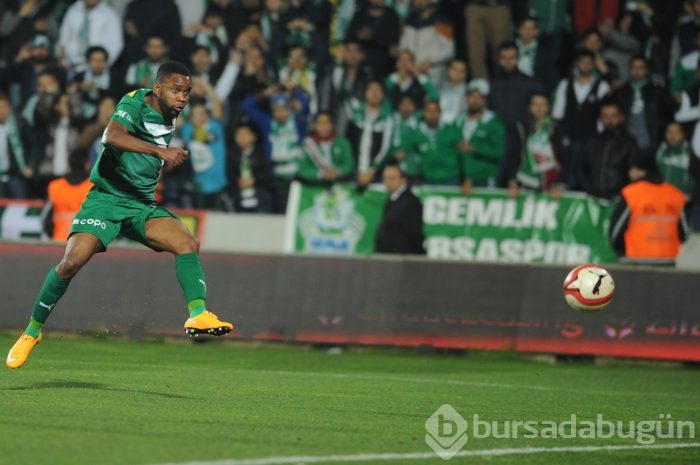 Bursaspor'da Bakambu şov!