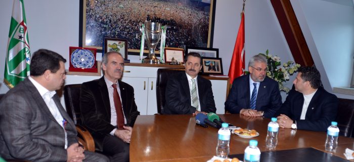 Bakan Çelik'ten Bursaspor'a ziyaret