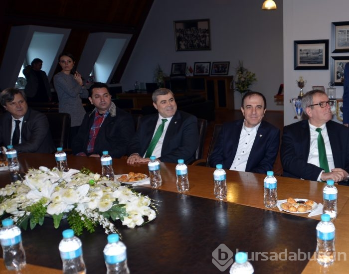 Bakan Çelik'ten Bursaspor'a ziyaret