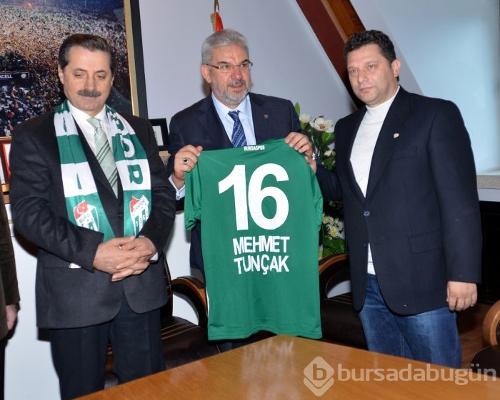 Bakan Çelik'ten Bursaspor'a ziyaret