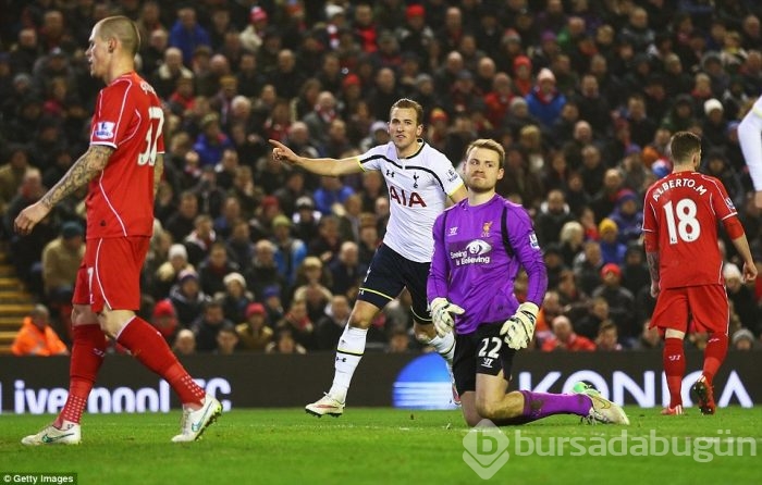 Liverpool Tottenham'ı Balotelli ile yıktı!