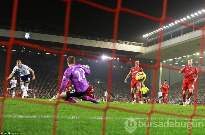Liverpool Tottenham'ı Balotelli ile yıktı!