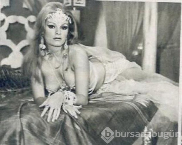 Ünlü sanatçıların görülmemiş pozları