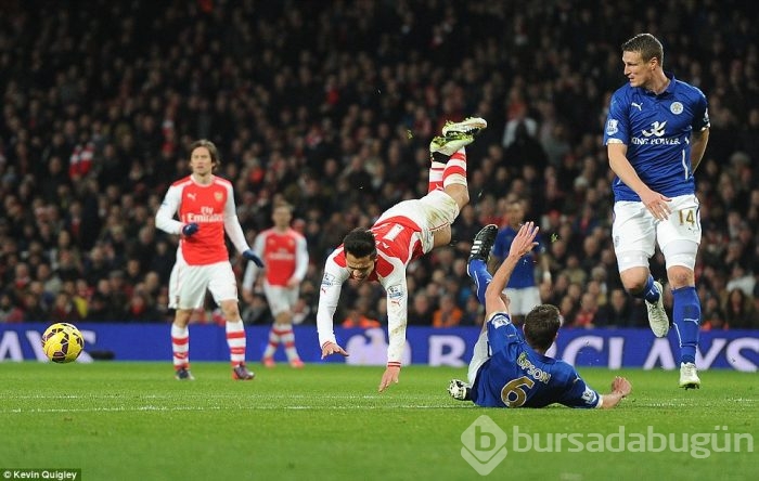 Arsenal Leicester'a acımadı! 