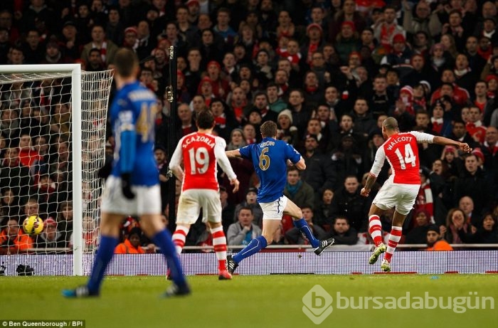 Arsenal Leicester'a acımadı! 