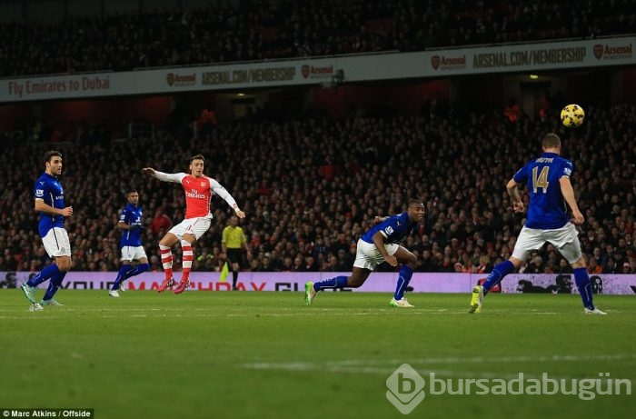 Arsenal Leicester'a acımadı! 