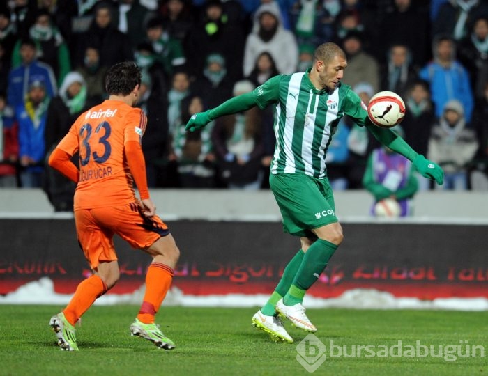 Timsah penaltılarda çeyrek final biletini kaptı!