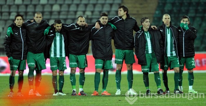 Timsah penaltılarda çeyrek final biletini kaptı!