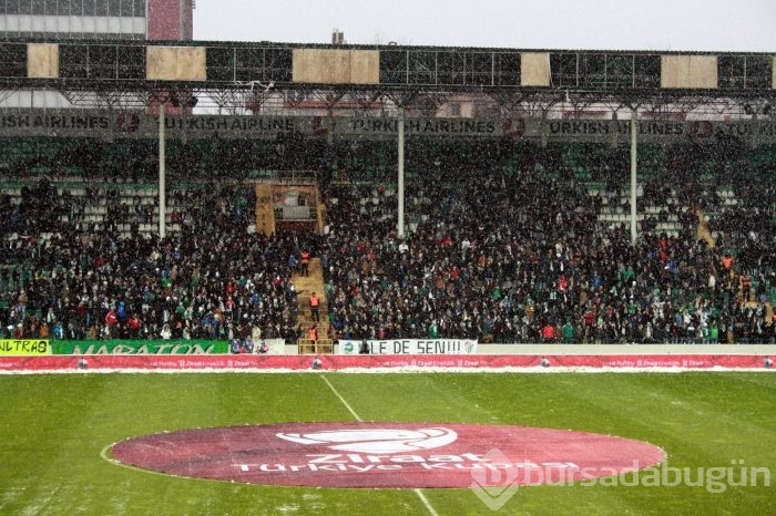 Timsah penaltılarda çeyrek final biletini kaptı!