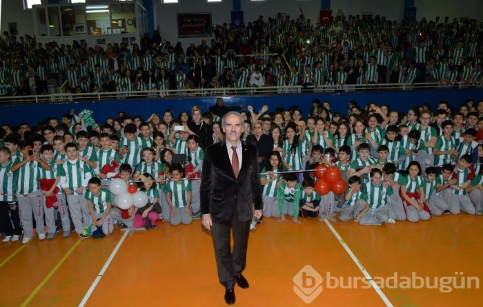 Minik yüreklere Büyükşehir'den Bursaspor forması